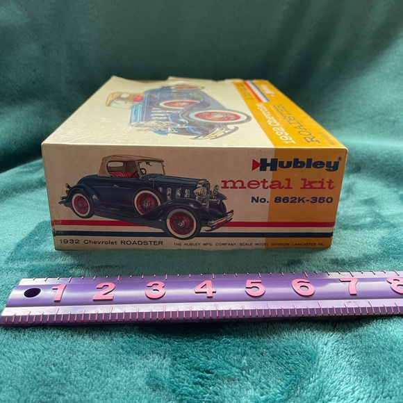 Rare Vintage Hubley 32 Chevy Roadster Metal Model Kit in Original Box - Picture 5 of 7